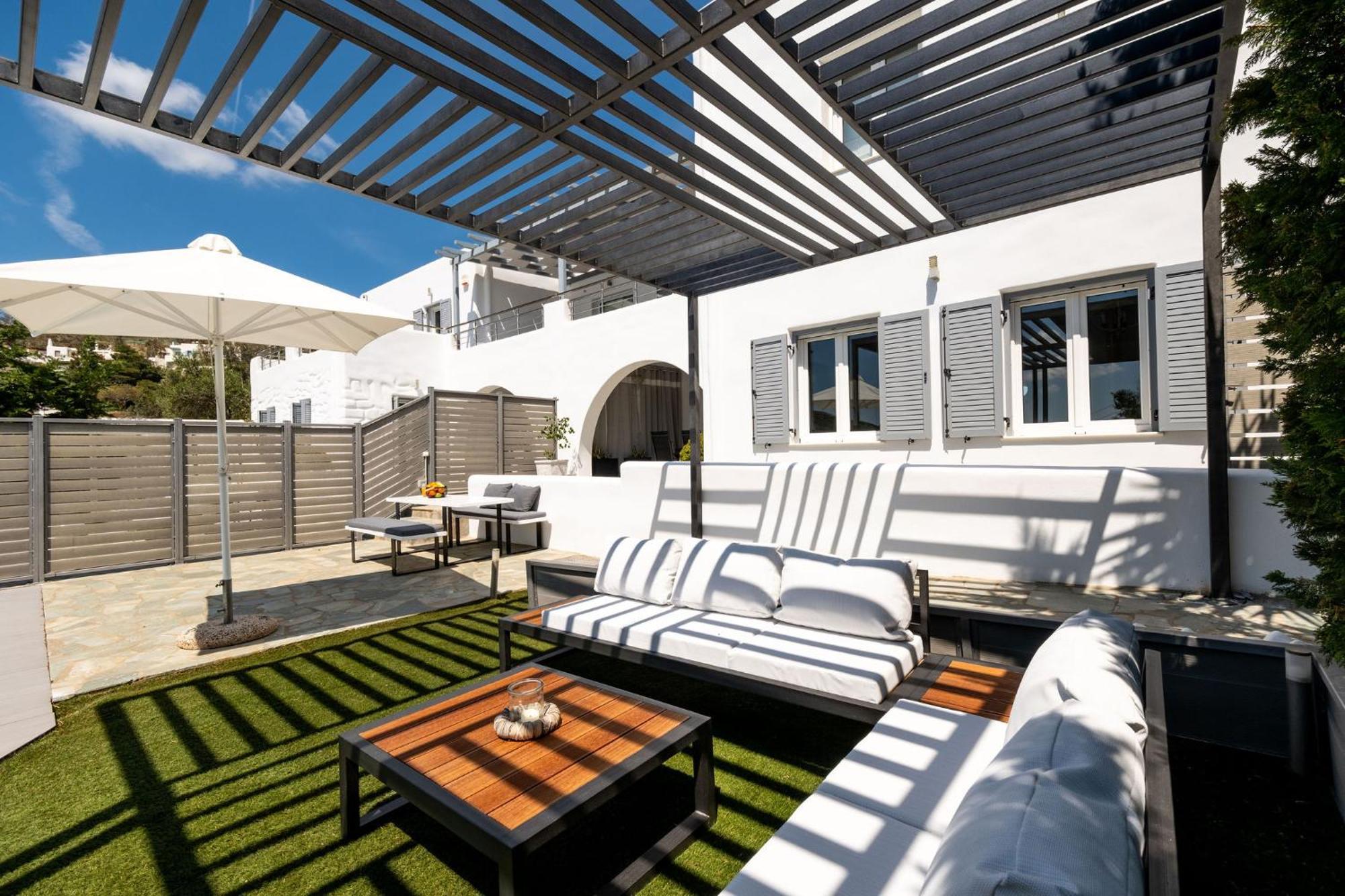 Azzurro Bianco Suites Πάρος Εξωτερικό φωτογραφία