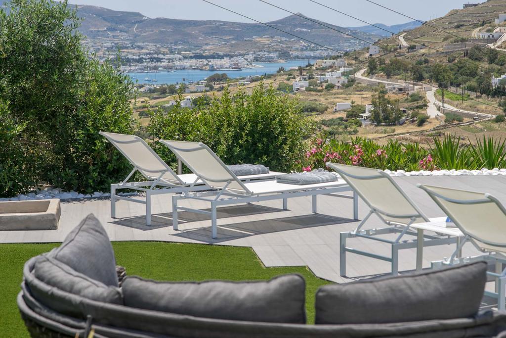Azzurro Bianco Suites Πάρος Εξωτερικό φωτογραφία