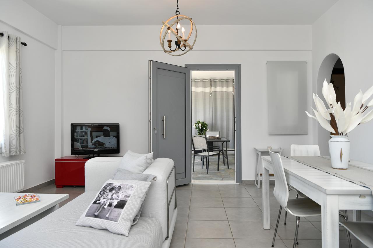 Azzurro Bianco Suites Πάρος Εξωτερικό φωτογραφία
